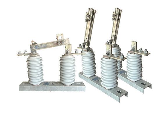 品質  Portable Outdoor 1 pole Disconnector Switch Safety Operated AC Power 1000A Vertical Group Disconnect Switches 工場